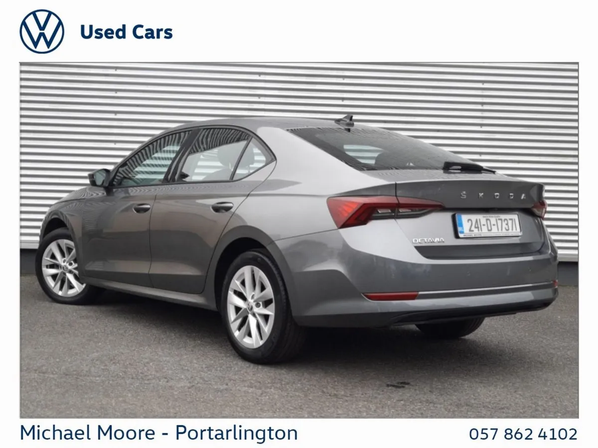 Skoda Octavia Octavia AMB 2.0tdi 115HP DSG - Image 3