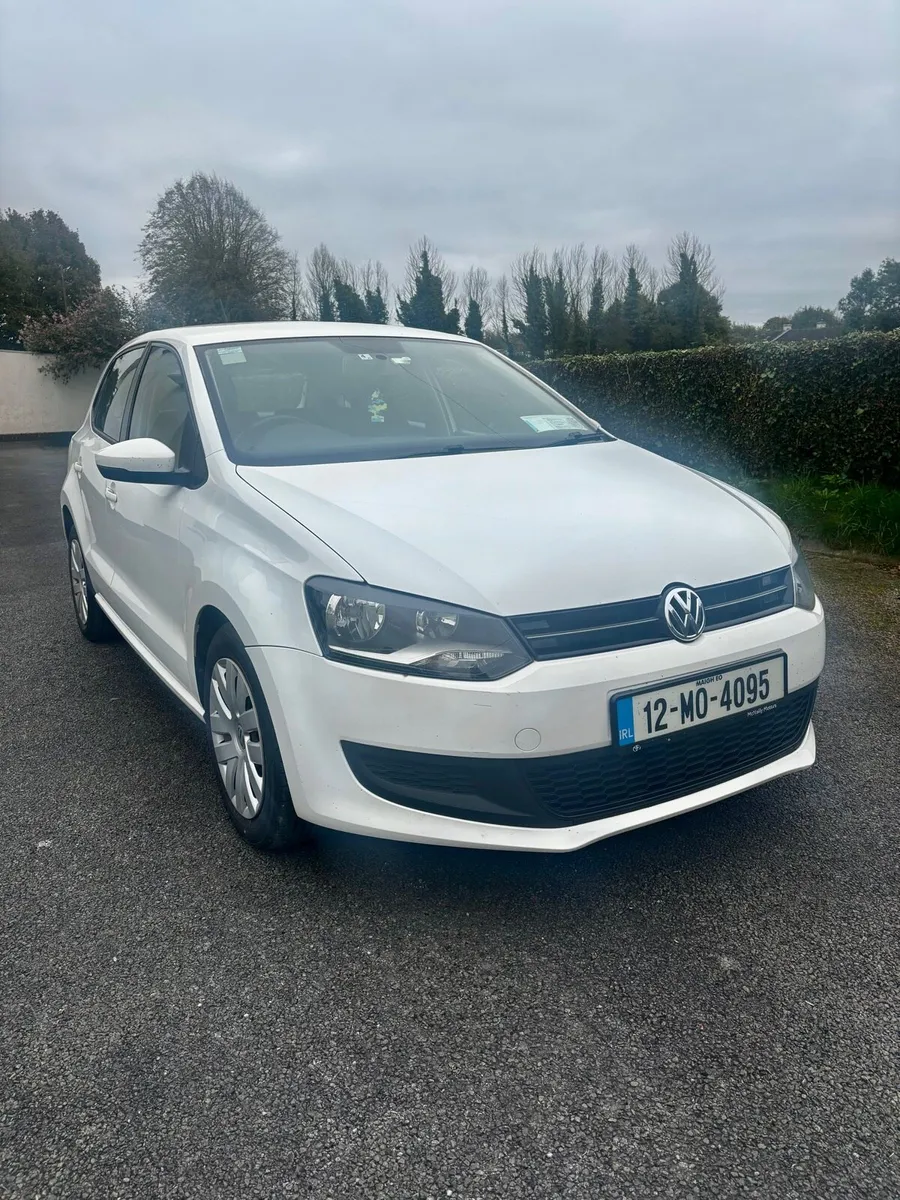 2012 White Volkswagen Polo (Automatic) - Image 1
