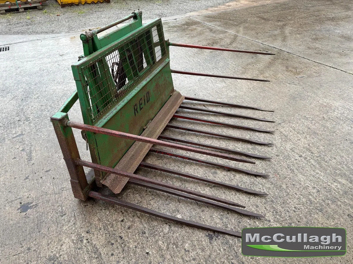Used 9 Tine Heavy Duty Push-off Buckrake - Image 4