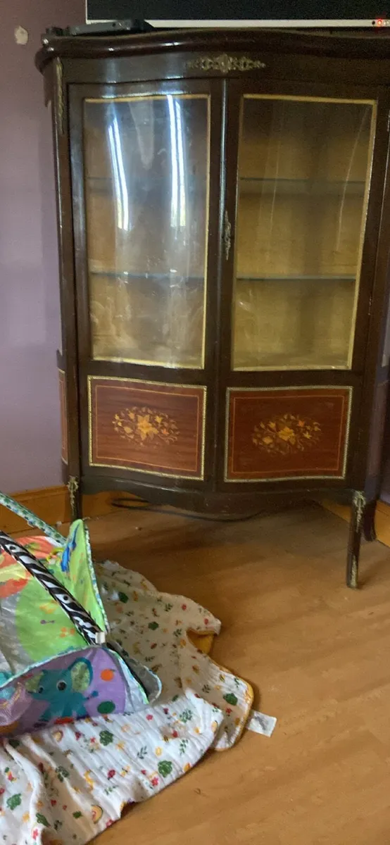 Period cabinet