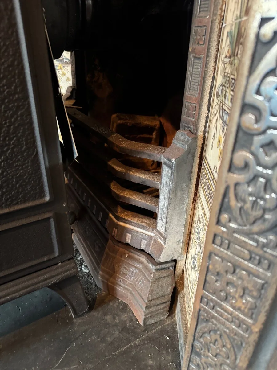 Fireplace - Image 4