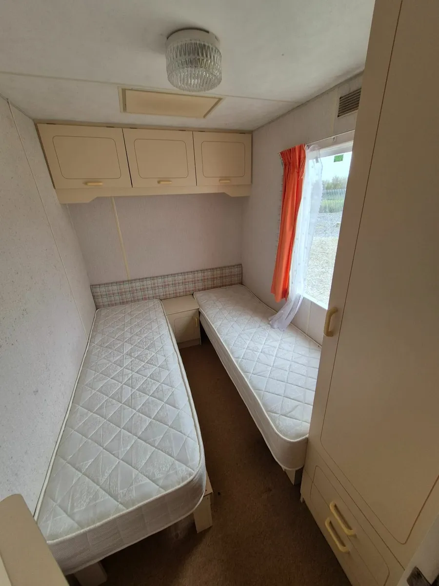 Mobile Home - Image 2