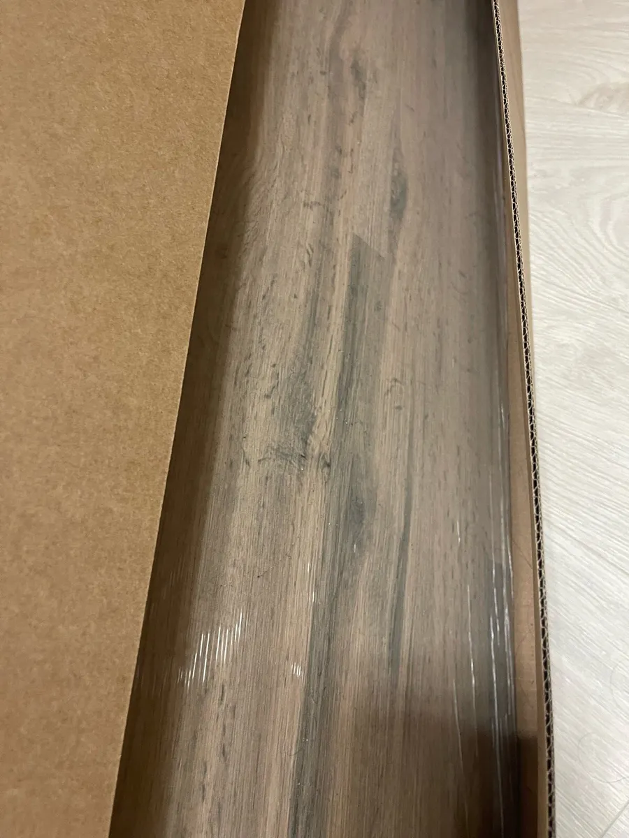 Kitchen countertop - Image 1
