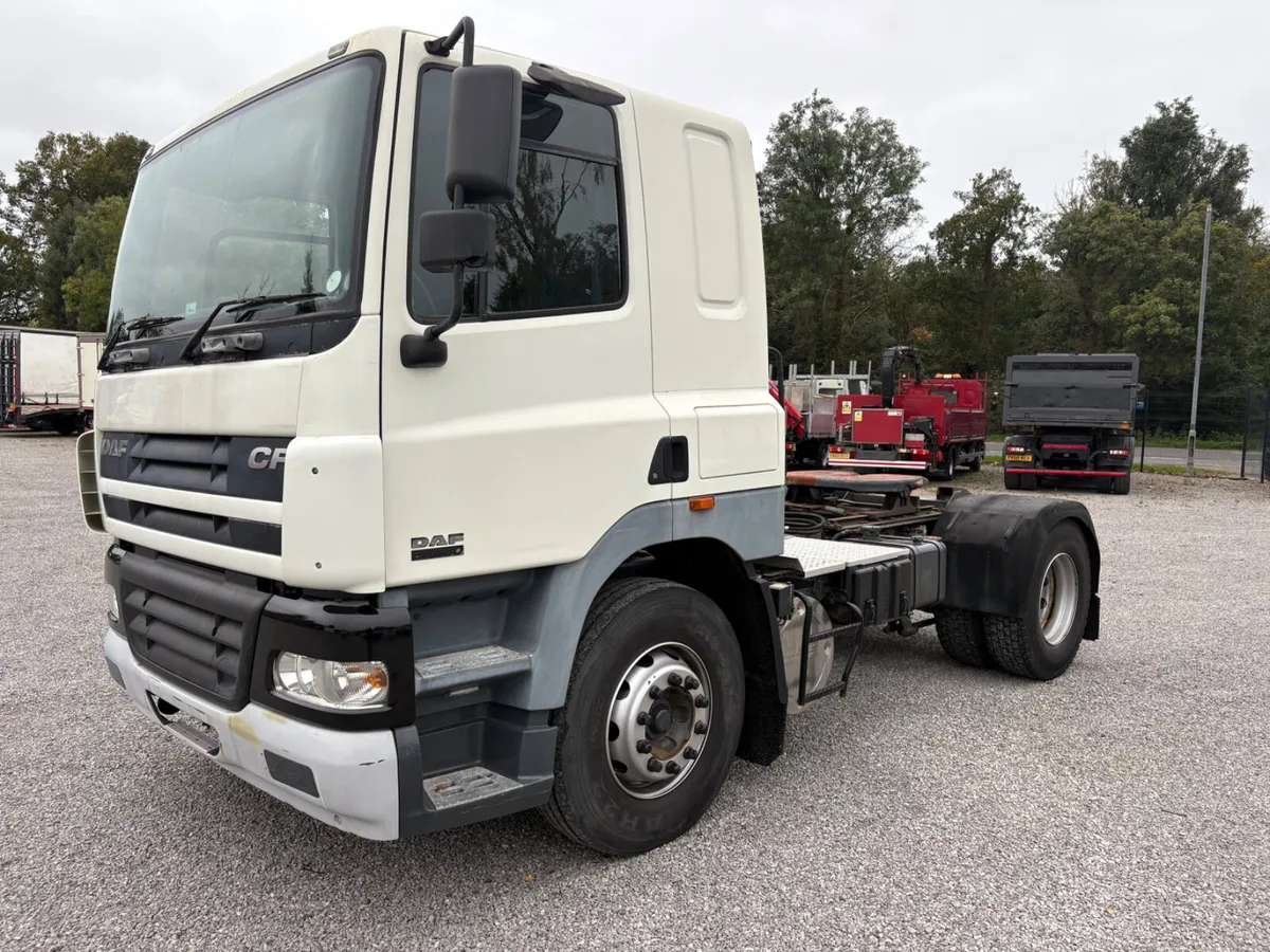 2004 DAF CF 85-380 - Image 1