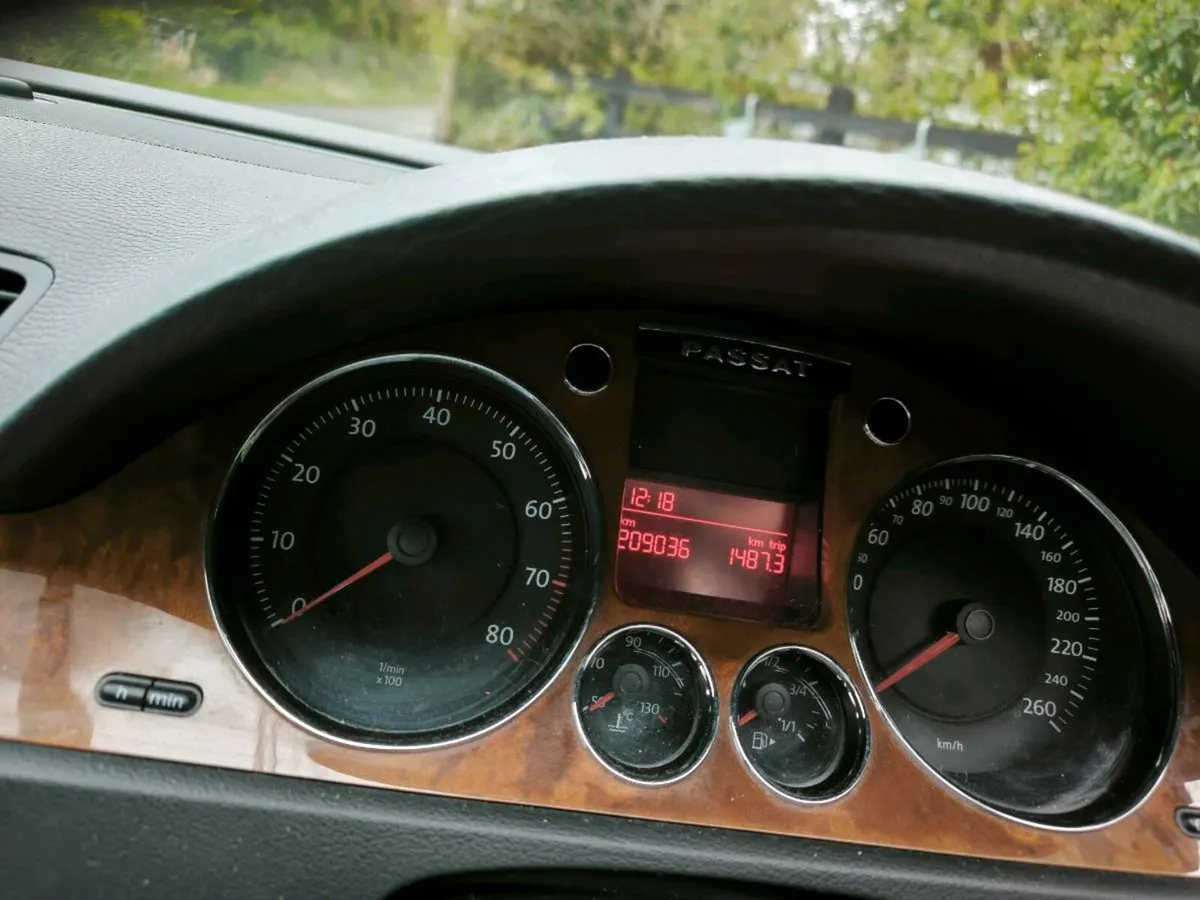 Volkswagen Passat SOLD - Image 4