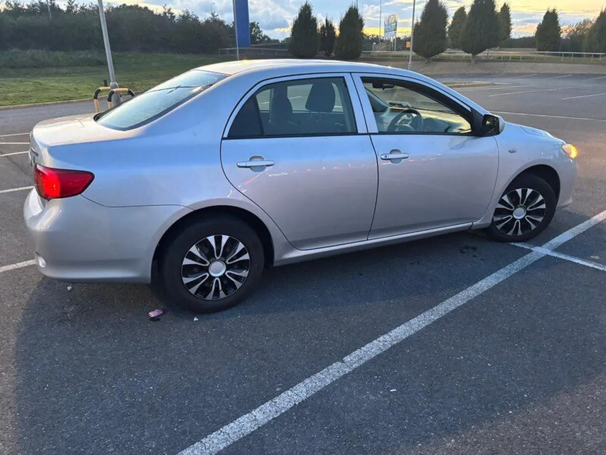 2007 Toyota Corolla - Image 1