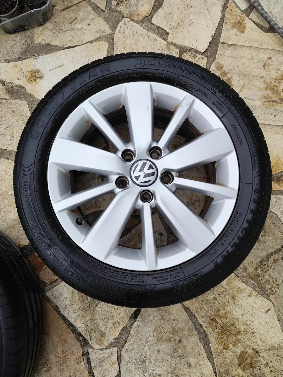 VW golf alloy wheels - Image 2