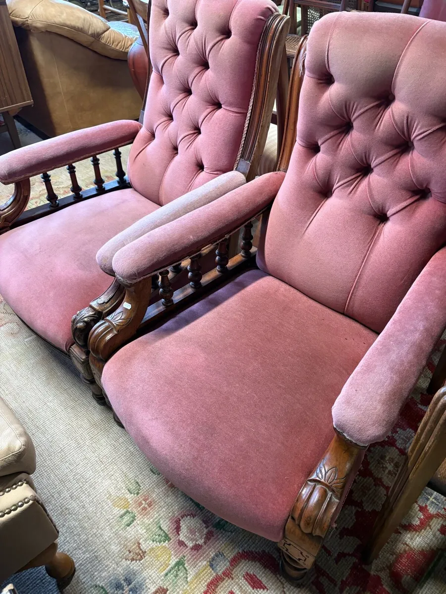 Pair of arm side chairs - Image 1
