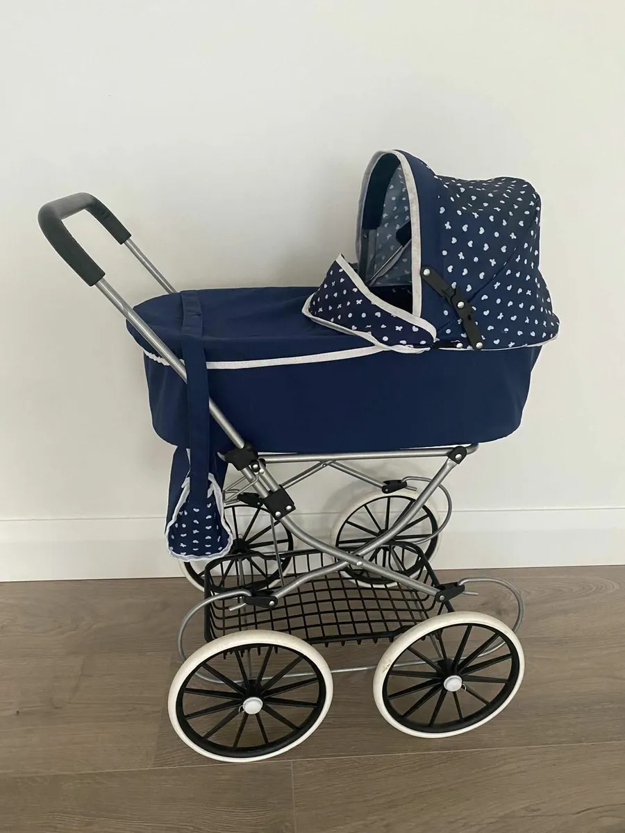 Dolls pram like new - Image 1
