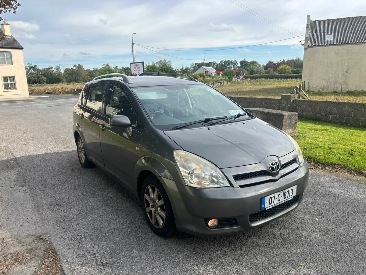 Toyota corolla verso 7seater automatic 1.8 petrol - Image 3