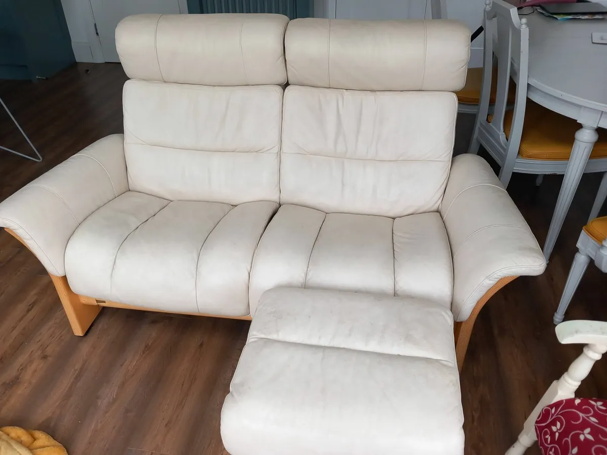 Ekornes Cream Leather two seat reclining sofa - Image 2