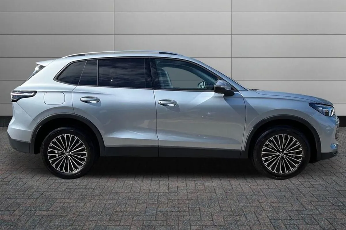 Volkswagen Tiguan Tiguan Edition 75 Match 1.5tsi - Image 2