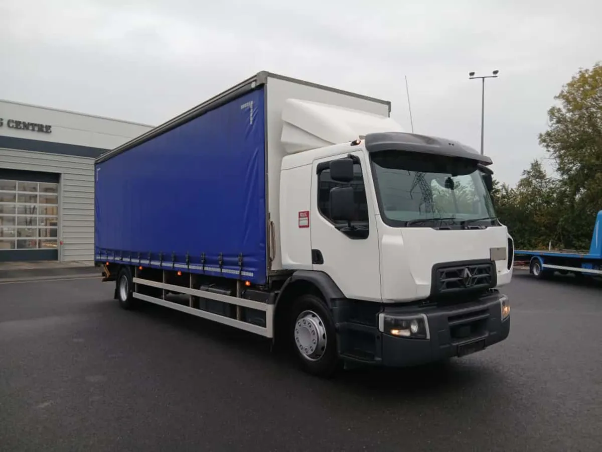 2020 Renault D18 wide Curtain sider - Image 1