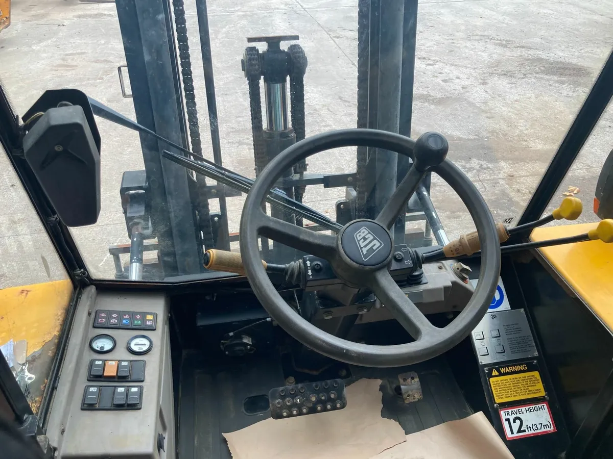 JCB 930 | Rough Terrain Forklift 21009055 - Image 2
