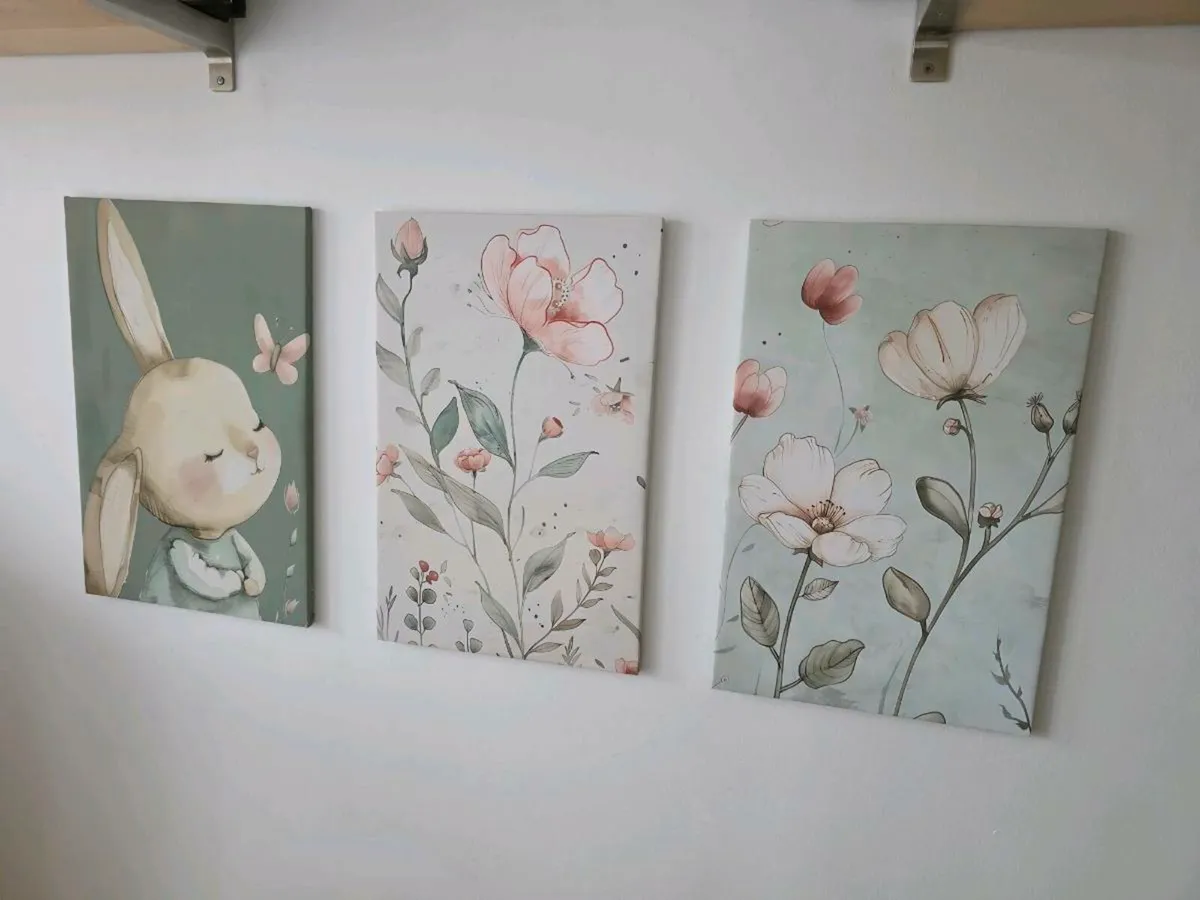 Kids 3 canvas room decor 35x55cm each - Image 3