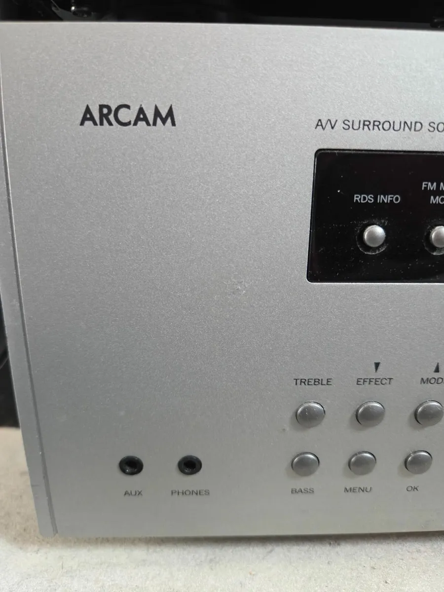 Arcam avr.Hi.End.Amplifier 7x120 Watts.BIG TOR - Image 1