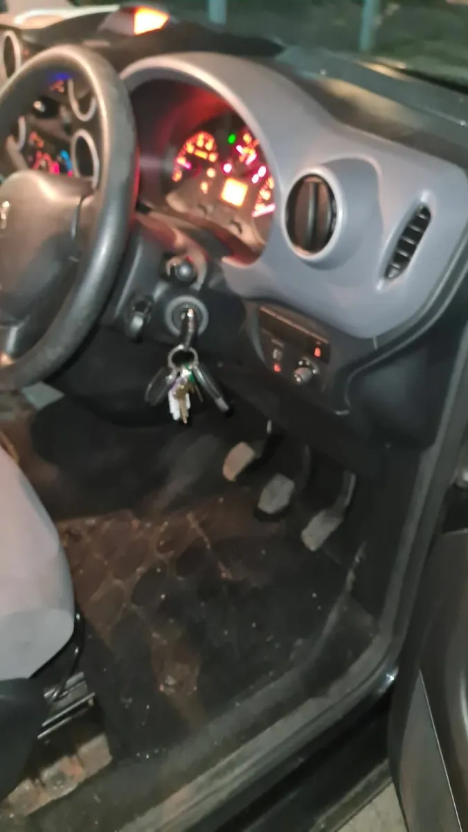 Peugeot Partner 2016 - Image 2