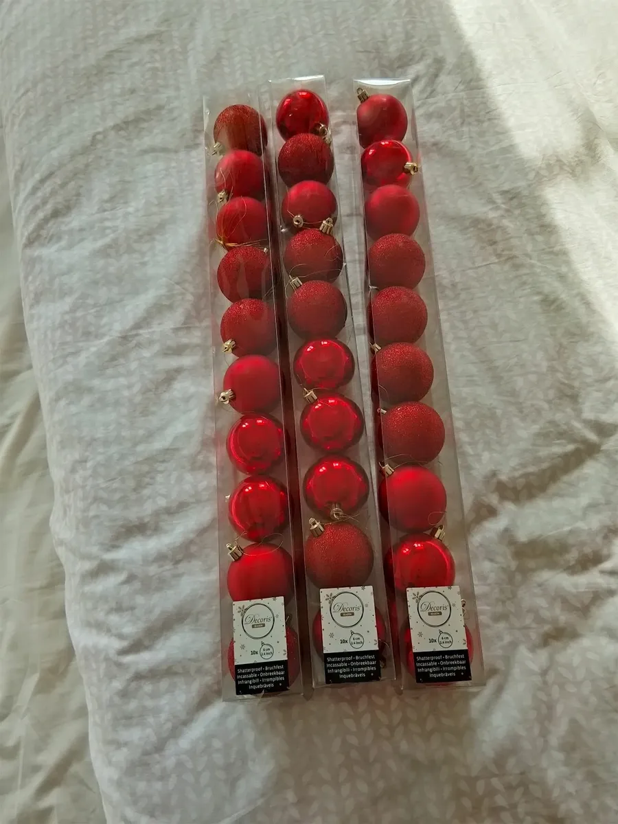 New  shatterproof baubles 10 pack