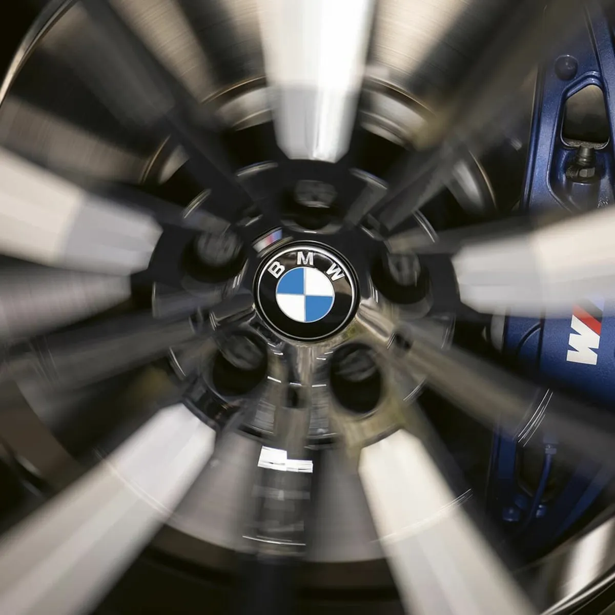FLOATING BMW centre caps - FREE POST - Image 3