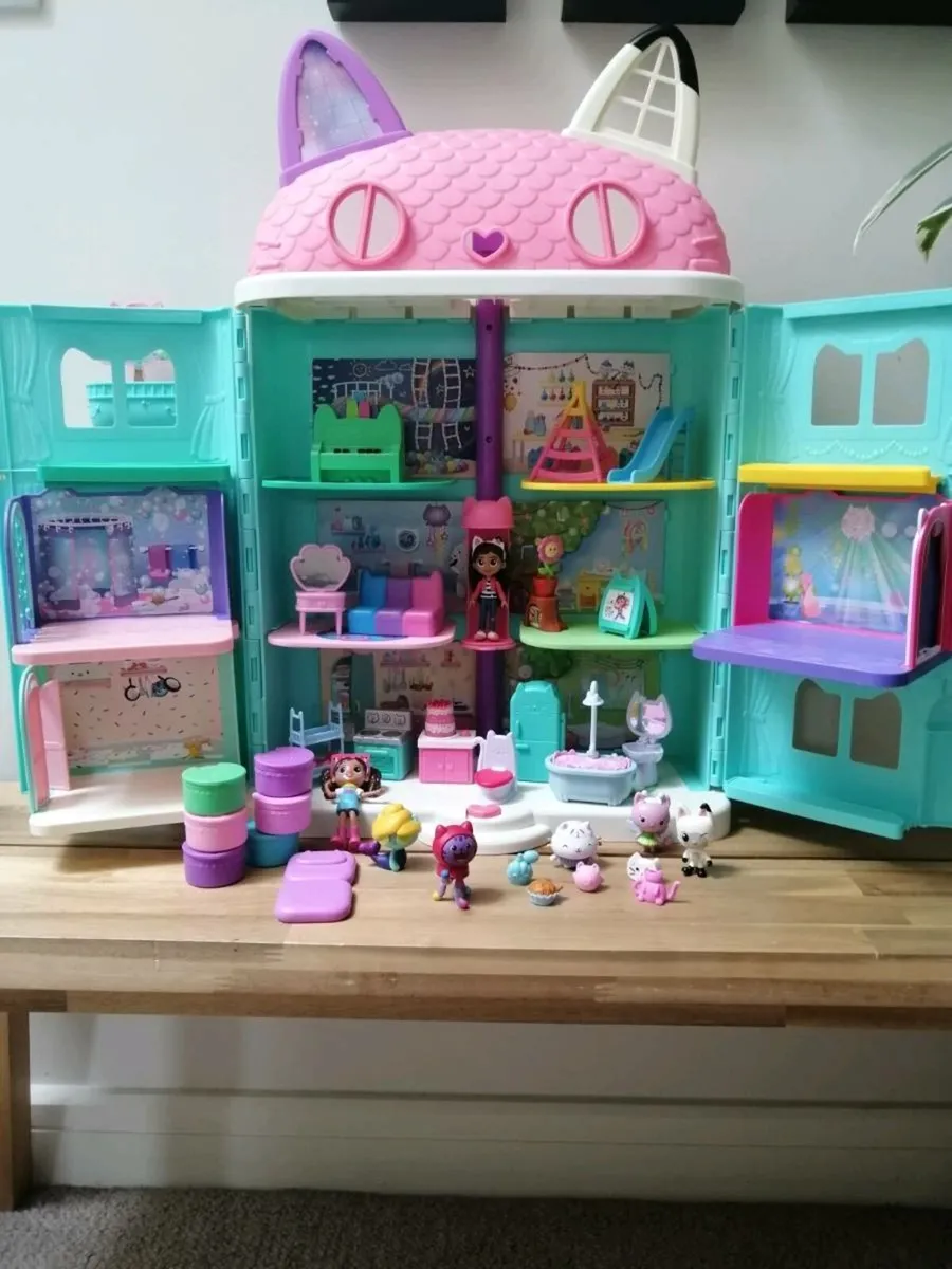 GABBY'S Dollhouse - Image 1