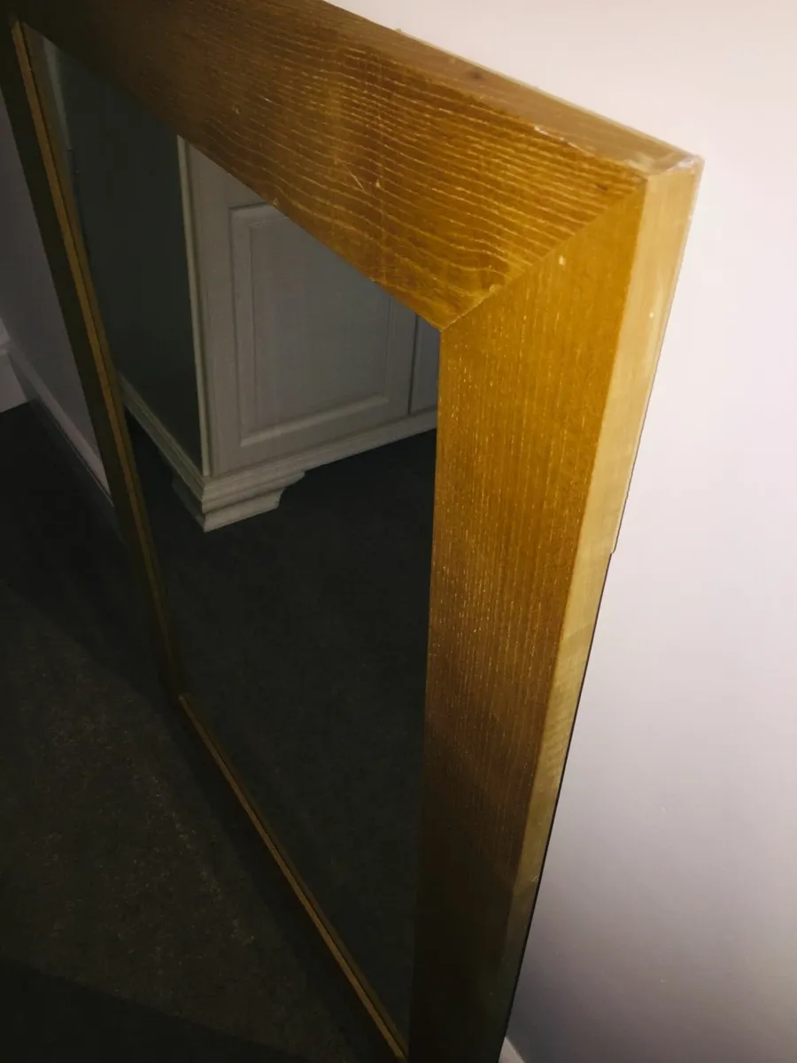 Solid wood oak mirror 43 x 31" - Image 3