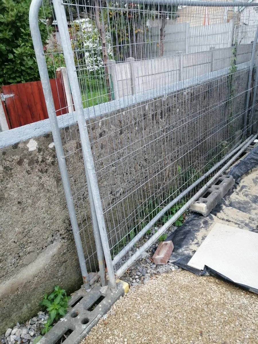 Harris Fence - Image 2