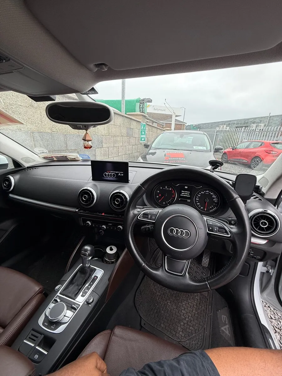 Audi A3 2015 - Image 2
