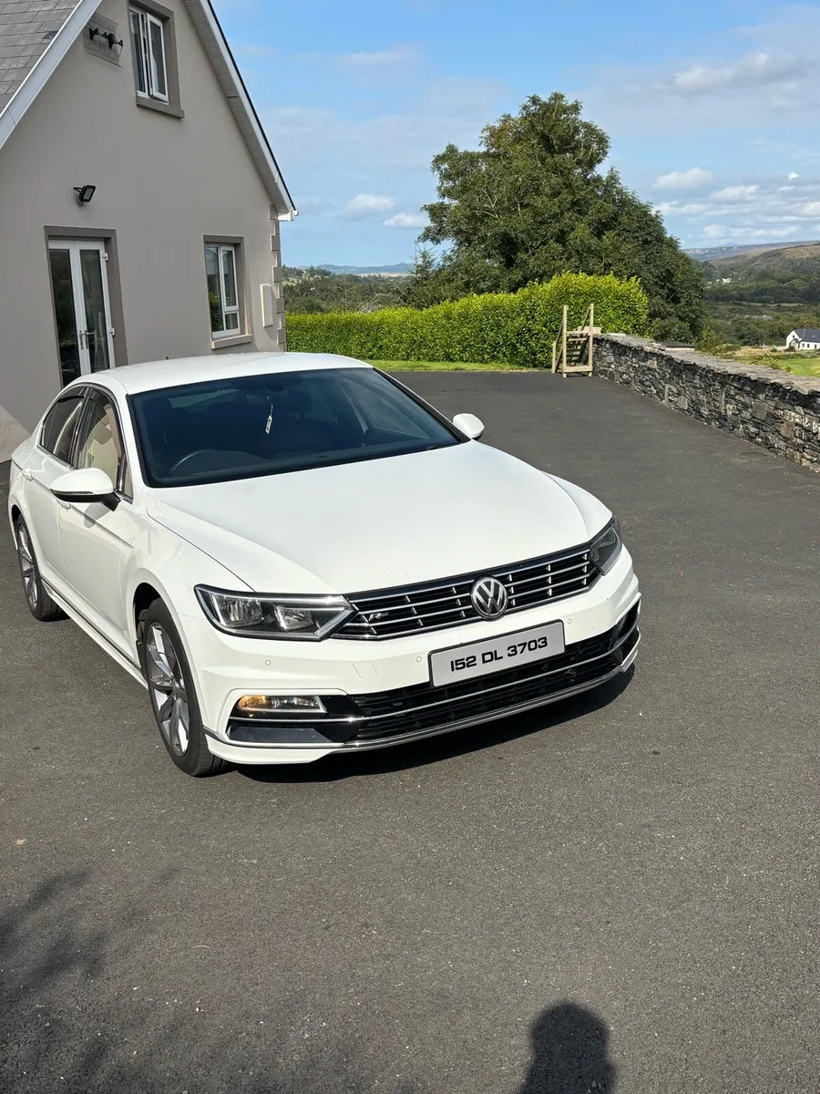 2015 VOLKSWAGEN PASSAT R-LINE €13,250 - Image 1