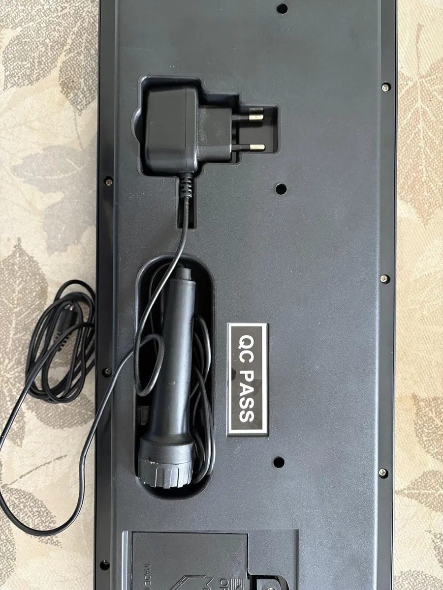 Electronic KeyBoard + Mic - Image 3