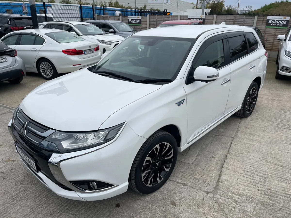 171 Mitsubishi Outlander Hybrid 2.0 Phev Automatic - Image 4