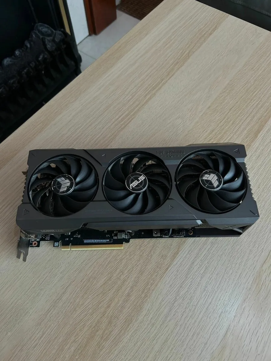 ASUS NVIDIA GeForce RTX 4070 Ti SUPER 16GB - Image 3