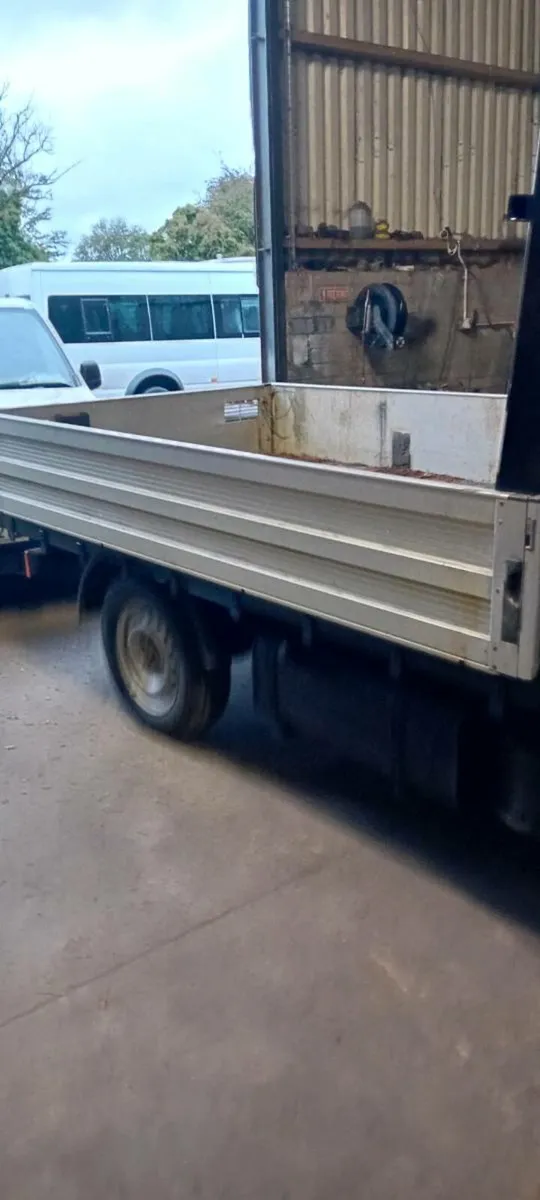 O7 Toyota Dyna - Image 3