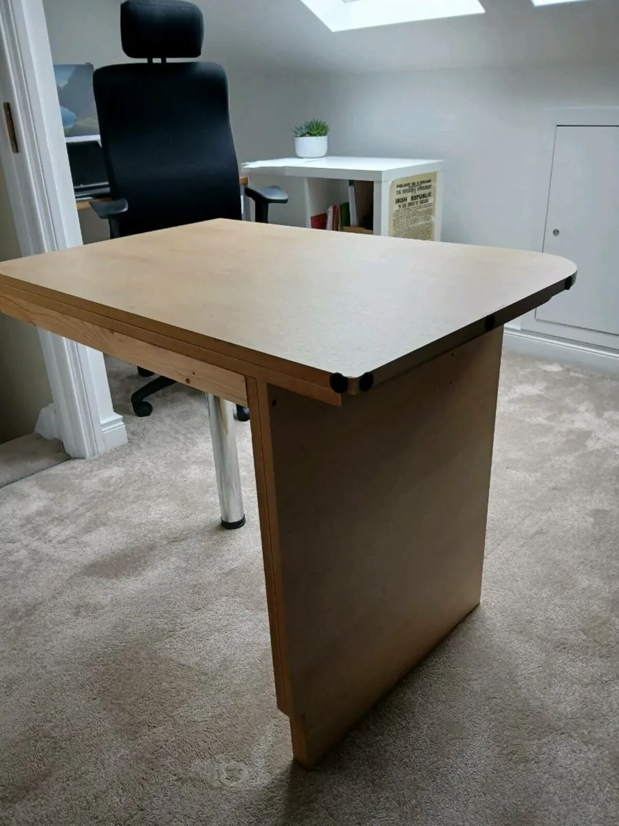 Desk - Image 4