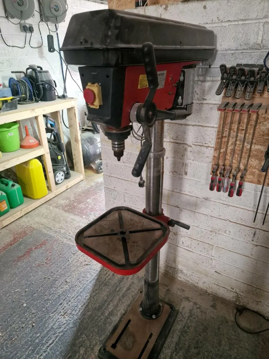 Drill press - Image 1