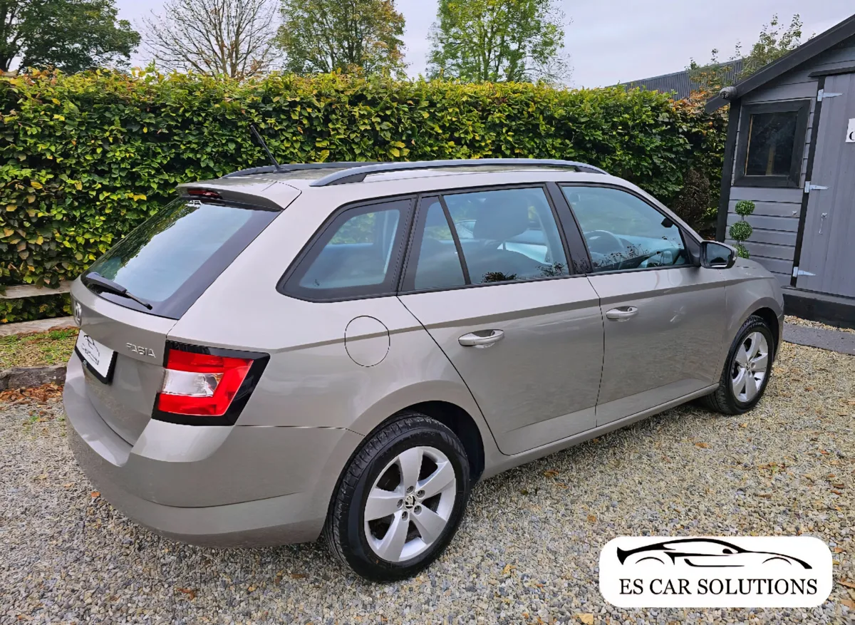 161 Skoda Fabia 1.2 Petrol NCT 05/26 TAX 11/25 - Image 4
