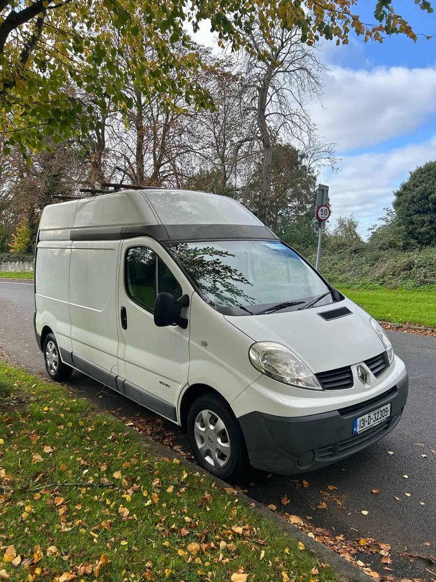 Renault Trafic 2.0 DCI - Image 1
