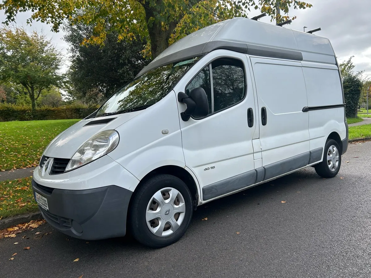 Renault Trafic 2.0 DCI - Image 2