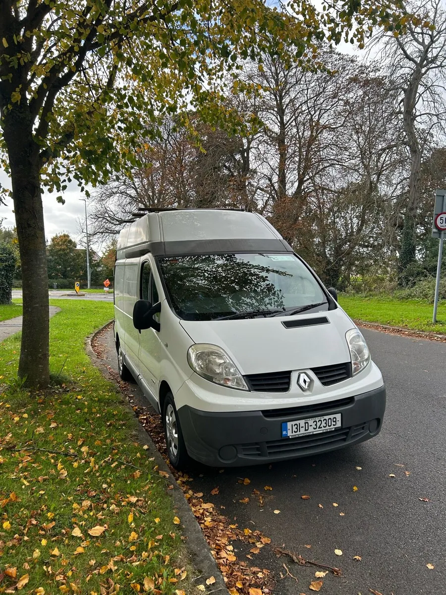Renault Trafic 2.0 DCI - Image 3
