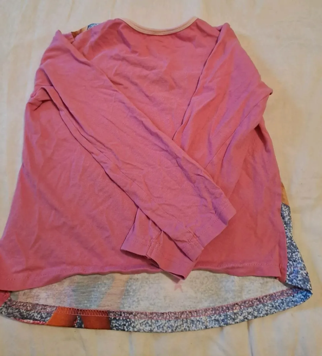 Barbie shirt 5 - 6 y - Image 2