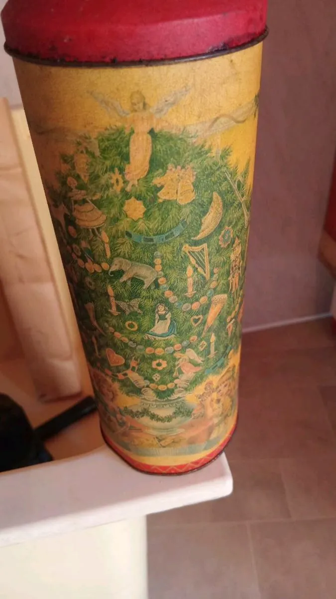 Vintage cookie tin - Image 1