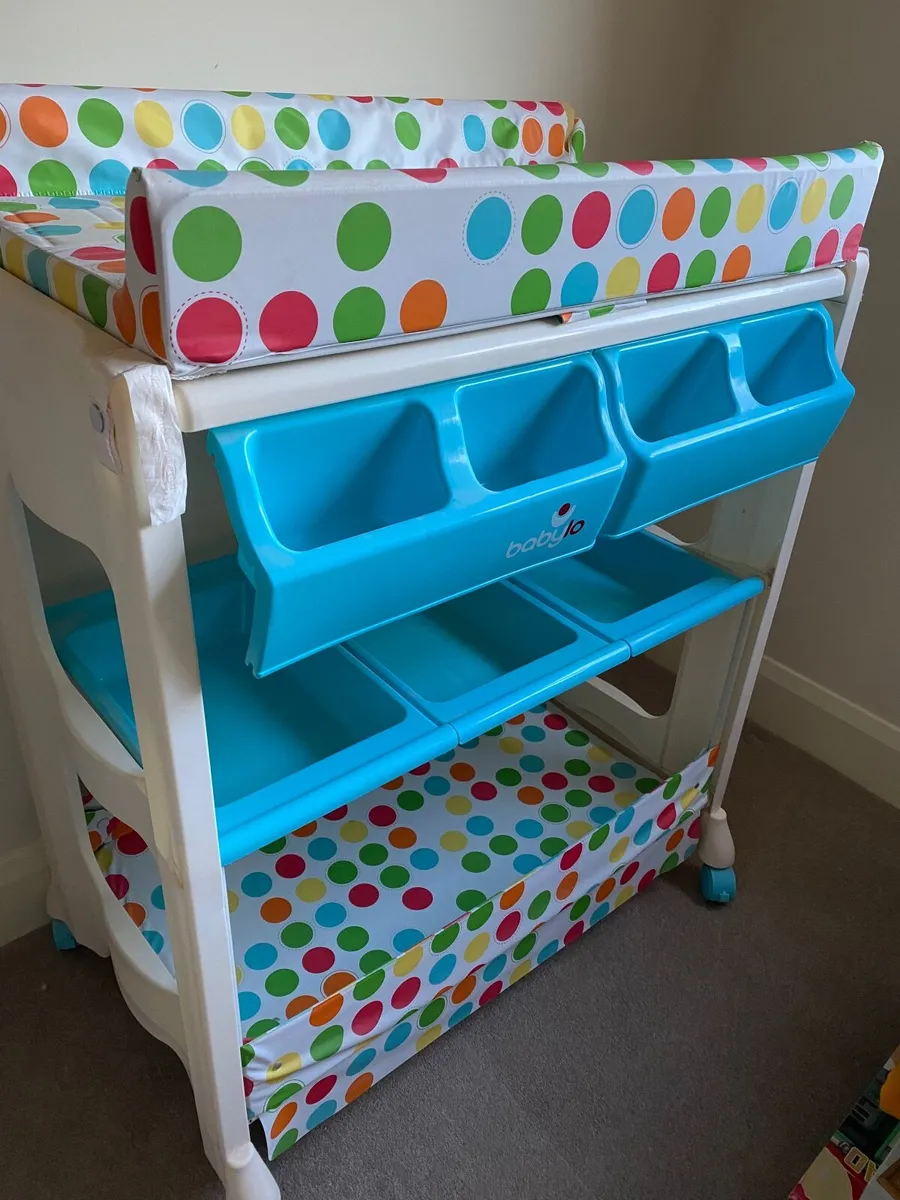 Baby Change table - Image 1
