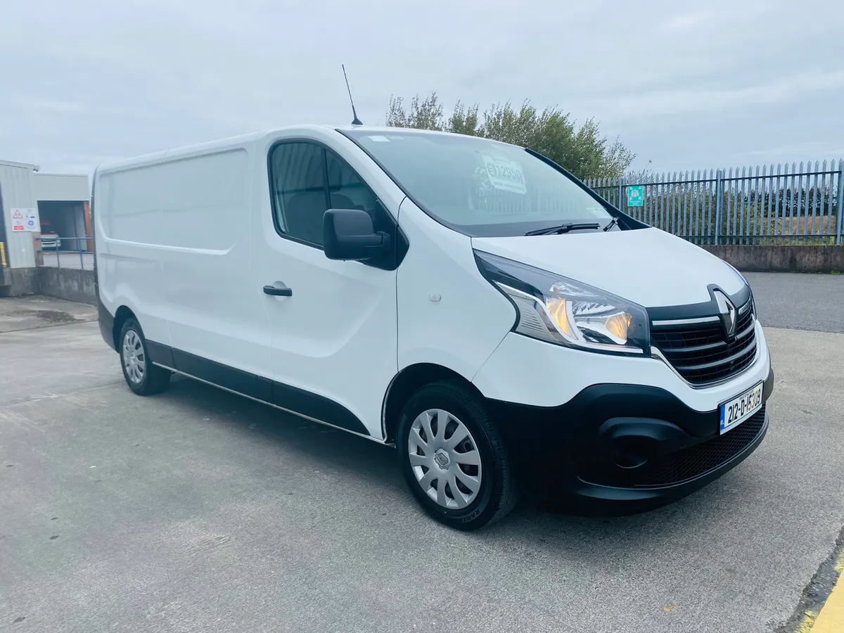 212 Renault Trafic 2.0 LWB €12,950 + VAT - Image 3