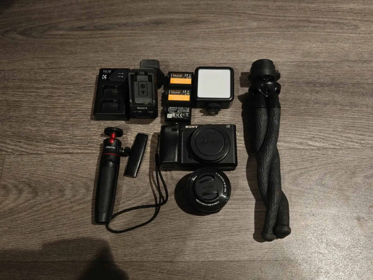 Sony A6400 Camera with 16-50mm Lens Bundle - Image 1