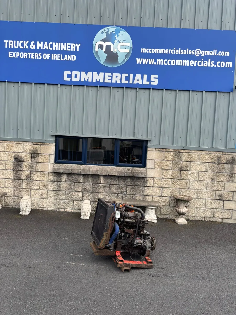 For Sale: 4 Cylinder Cummins Turbo Engine - Image 2
