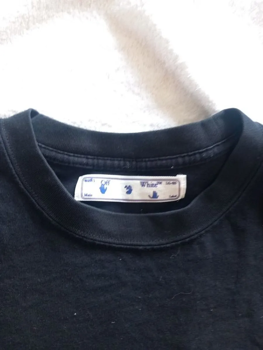 Offwhite black and pink t shirt , woman's - Image 3