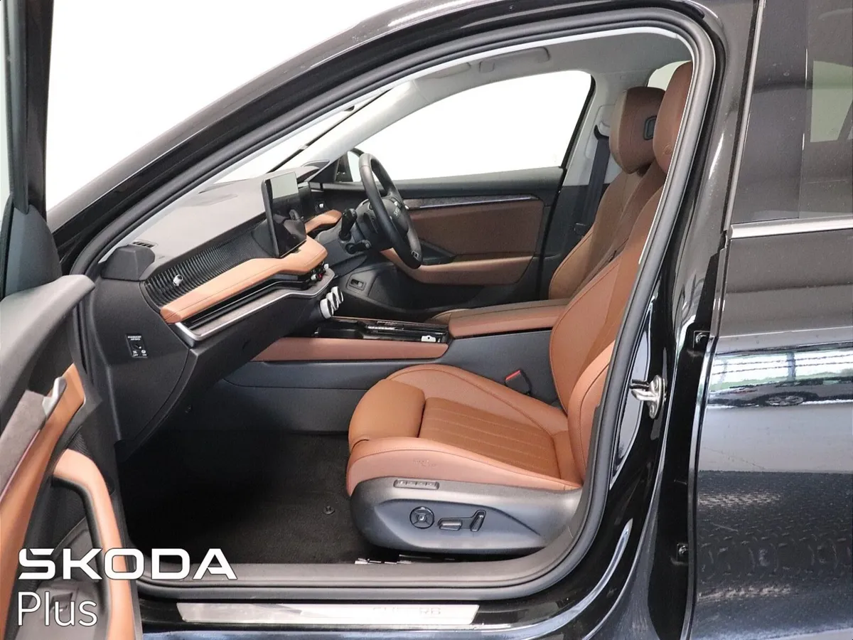 Superb 2.0 TDI 150 BHP L&K DSG - Image 4