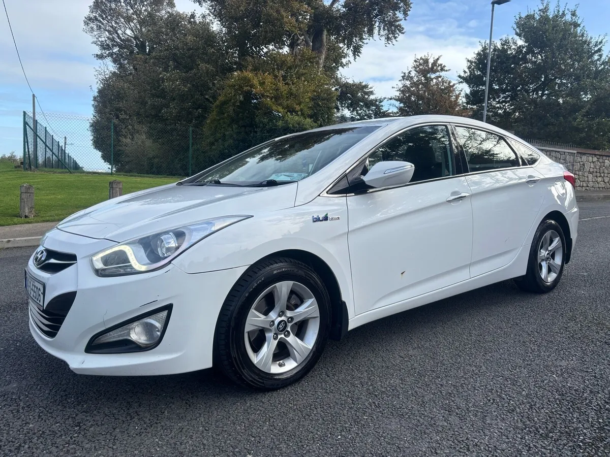 142 HYUNDAI I40 NCT 11/26 - Image 4