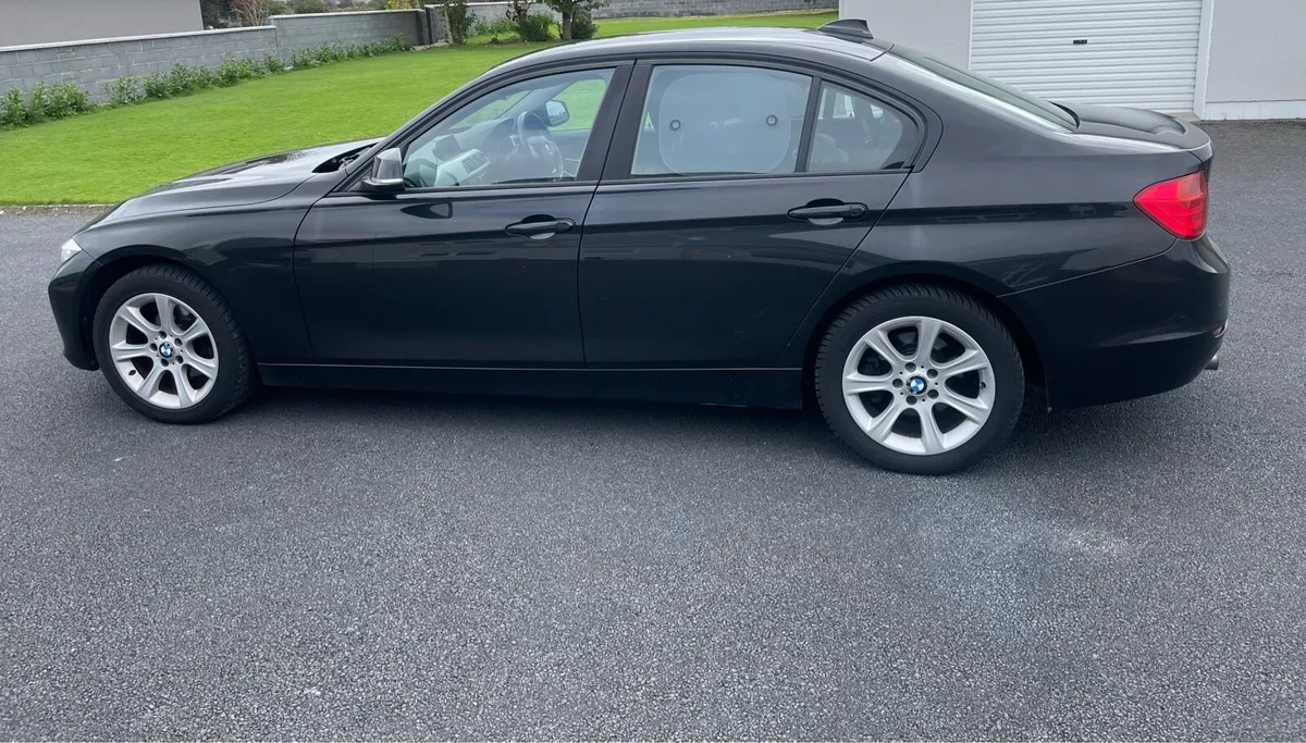 132 BMW 320d - Image 2