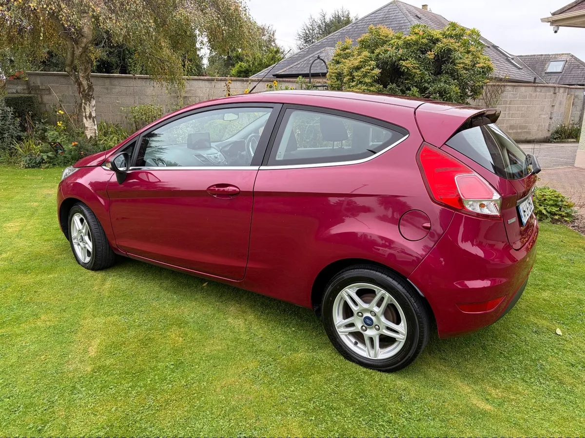 Ford Fiesta 2014 - Image 4