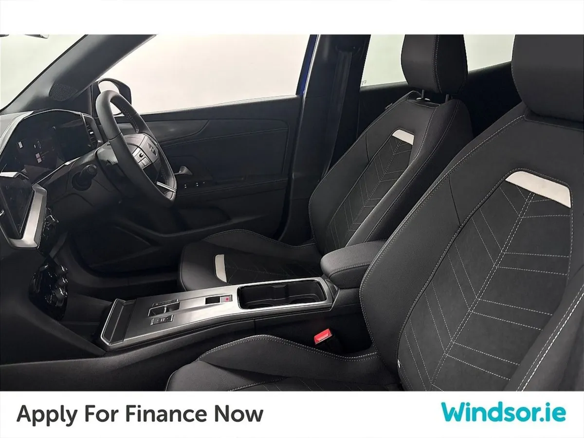 Opel Mokka Hybrid GS 1.2 136hp Automatic - Image 4